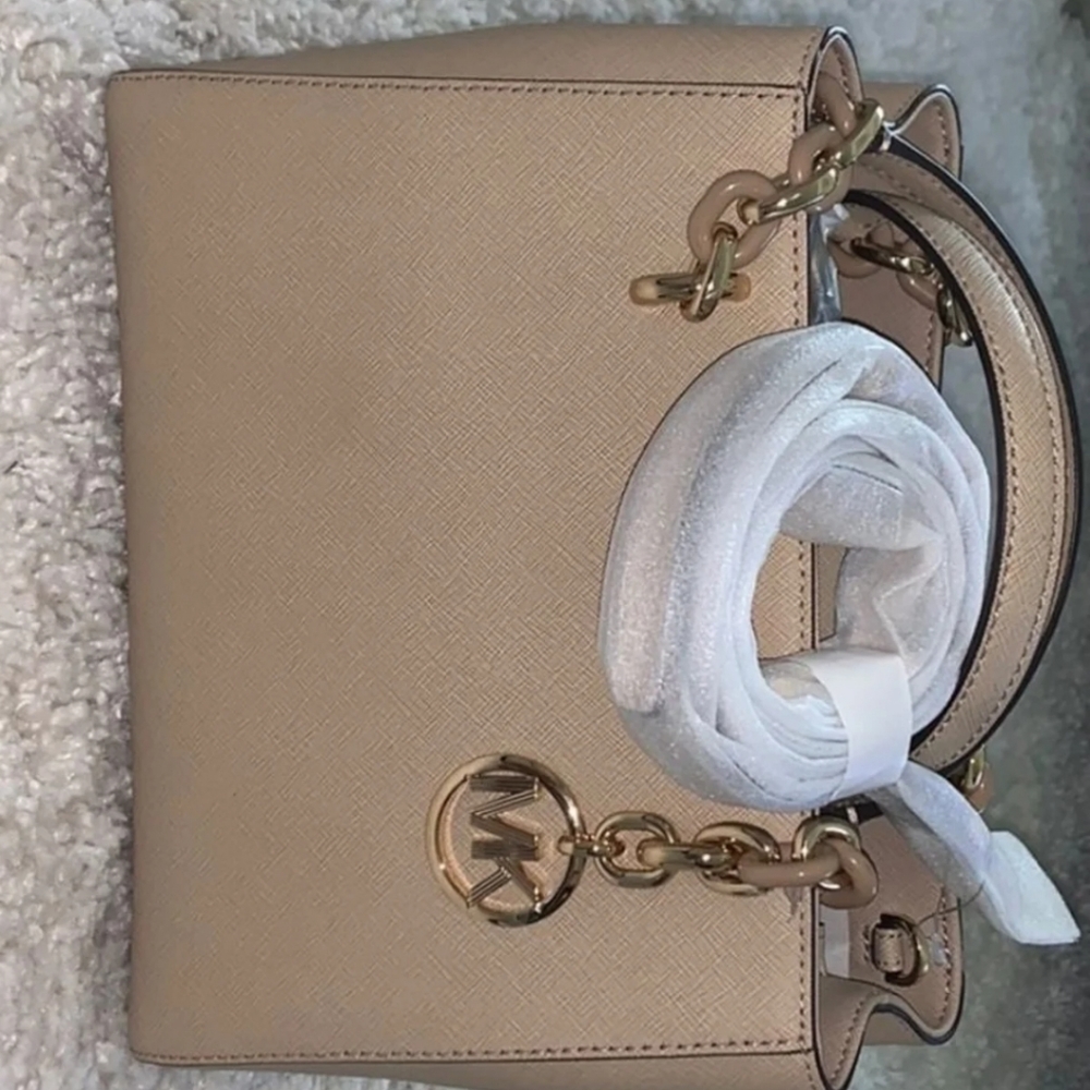 Mk purse